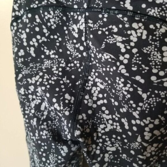 𝅺Lululemon Fast & Free Crop II *Nulux 19" Chirasu Black 6 - Picture 7 of 10